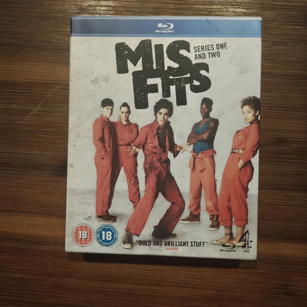 Misfits - Series 1 and 2‎ Box Set [Region 2 Blueray] 6867446002198